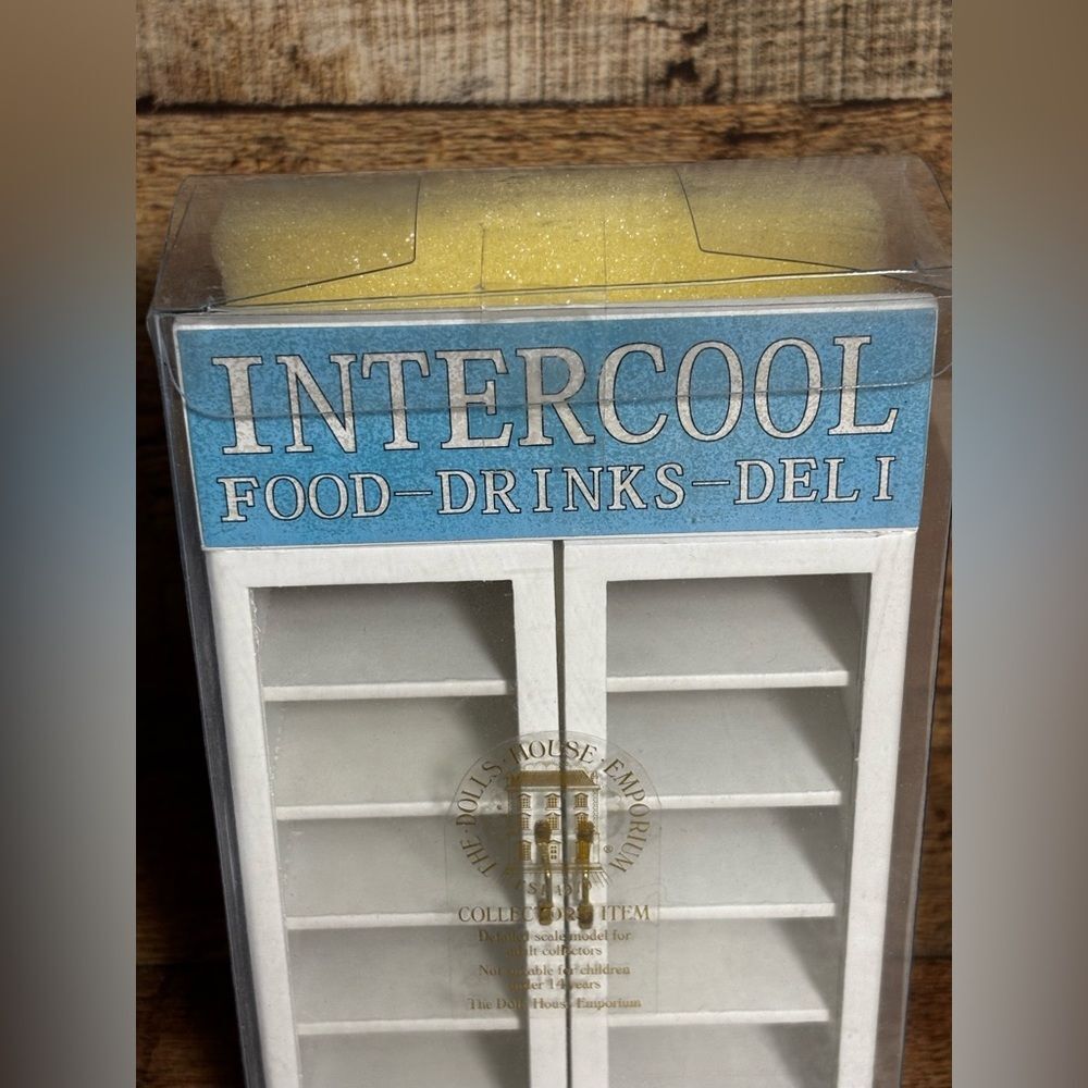 Refrigerator 1:16 Scale Dollhouse Miniatures The Dolls House Emporium Intercool - Picture 3 of 8